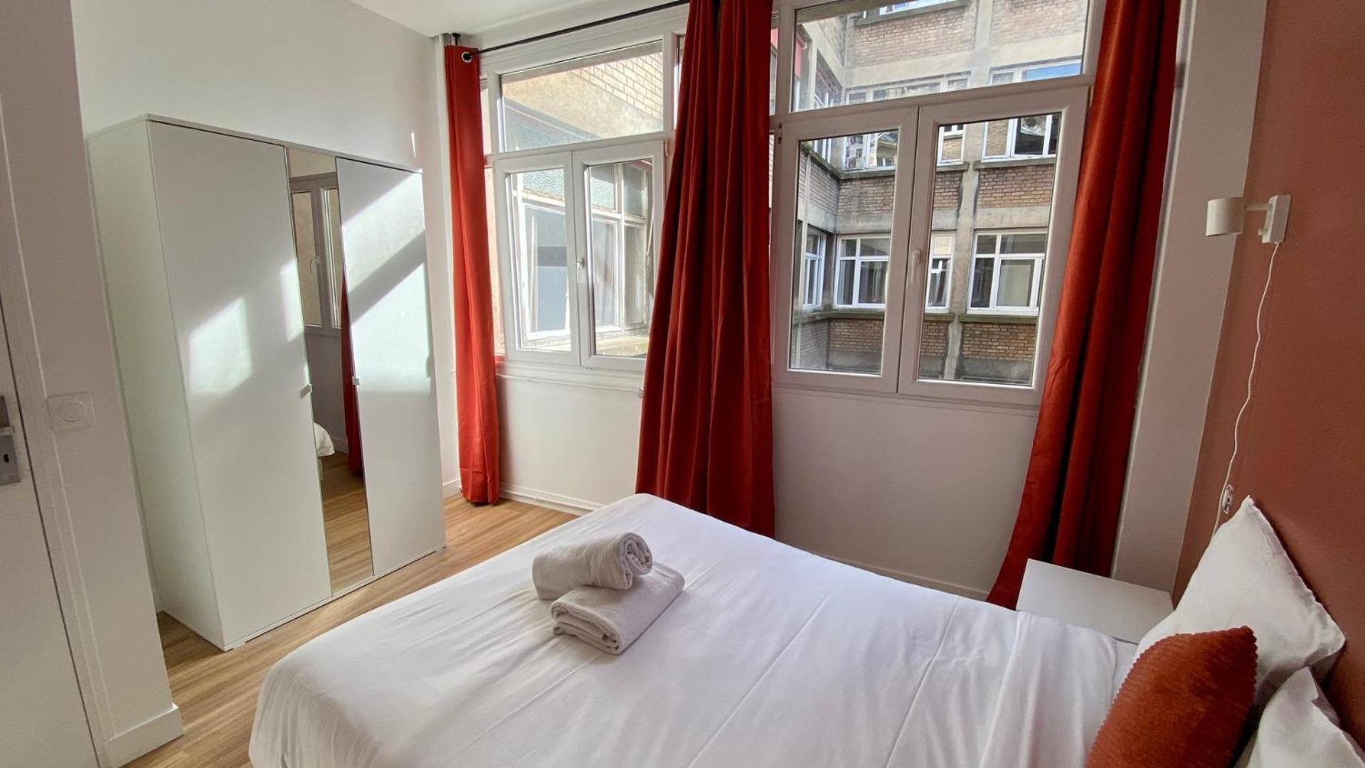 Pois3Ouest - Vast Apartment At Poissonniere 8P 파리 외부 사진
